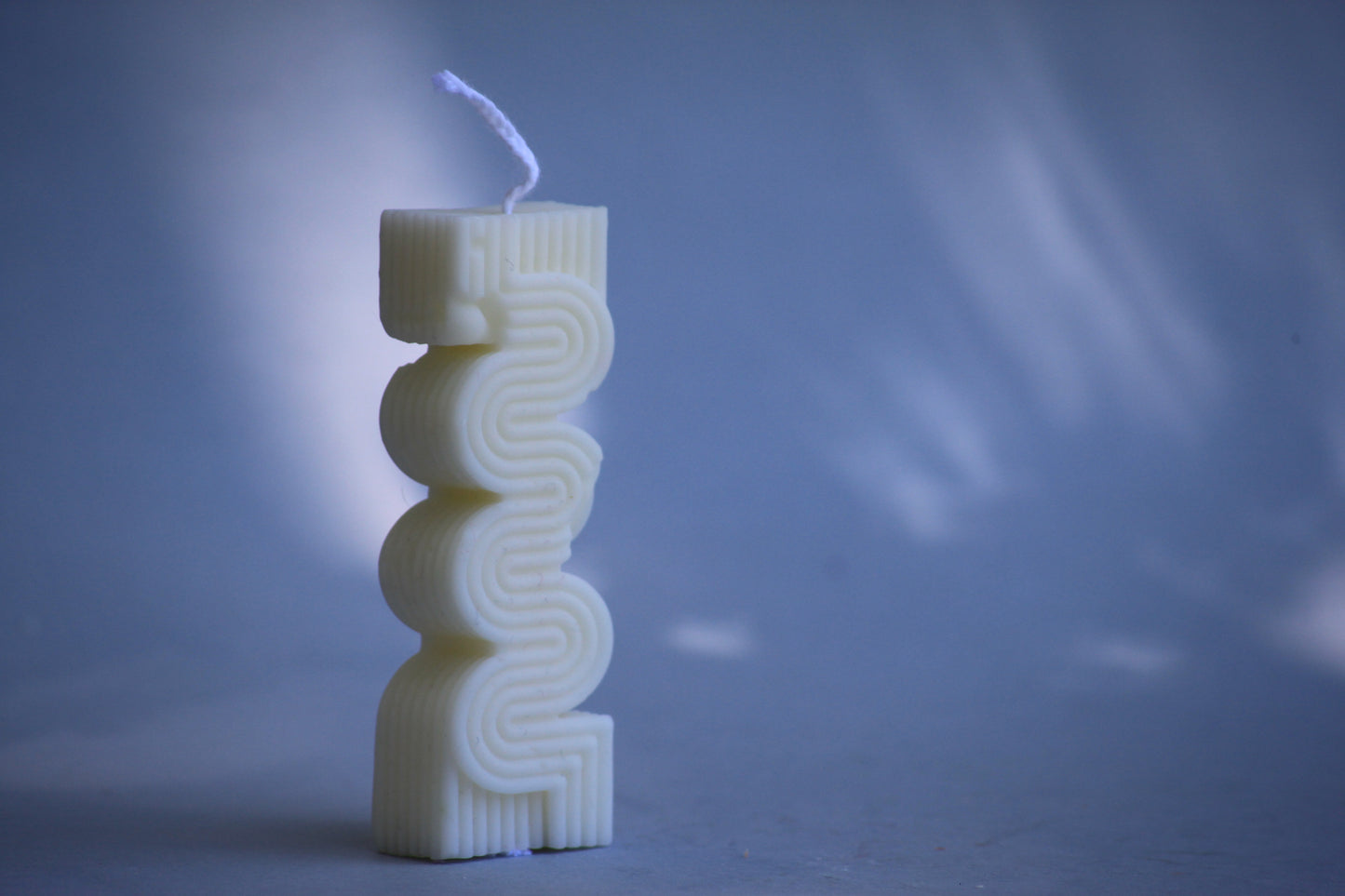 Wavy column